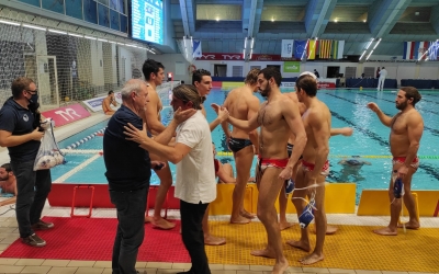 Salutació entre les dues parts al final del derbi (i de la primera volta) | Sergi Park